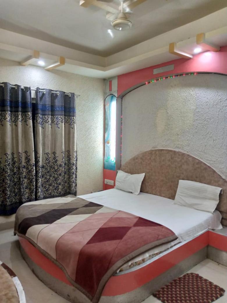 Hotel Amar Palace Pachmarhī 外观 照片
