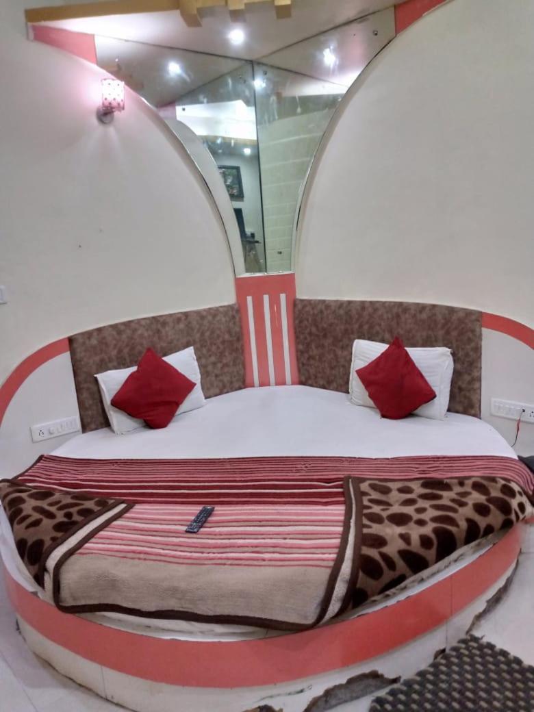Hotel Amar Palace Pachmarhī 外观 照片