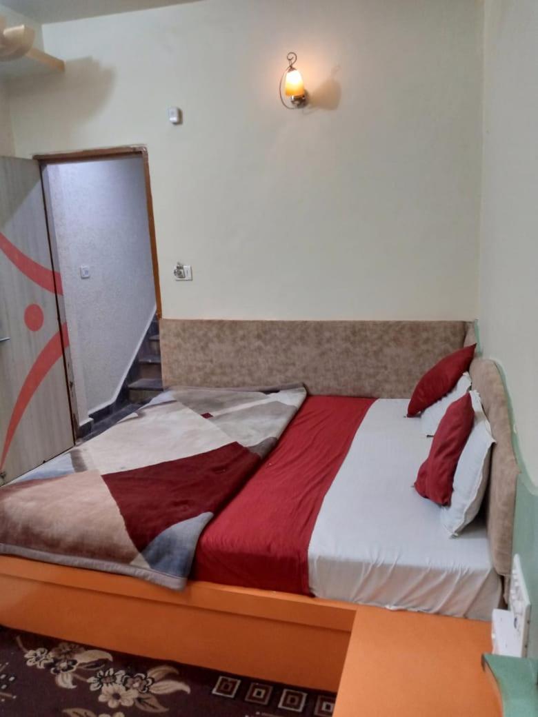 Hotel Amar Palace Pachmarhī 外观 照片